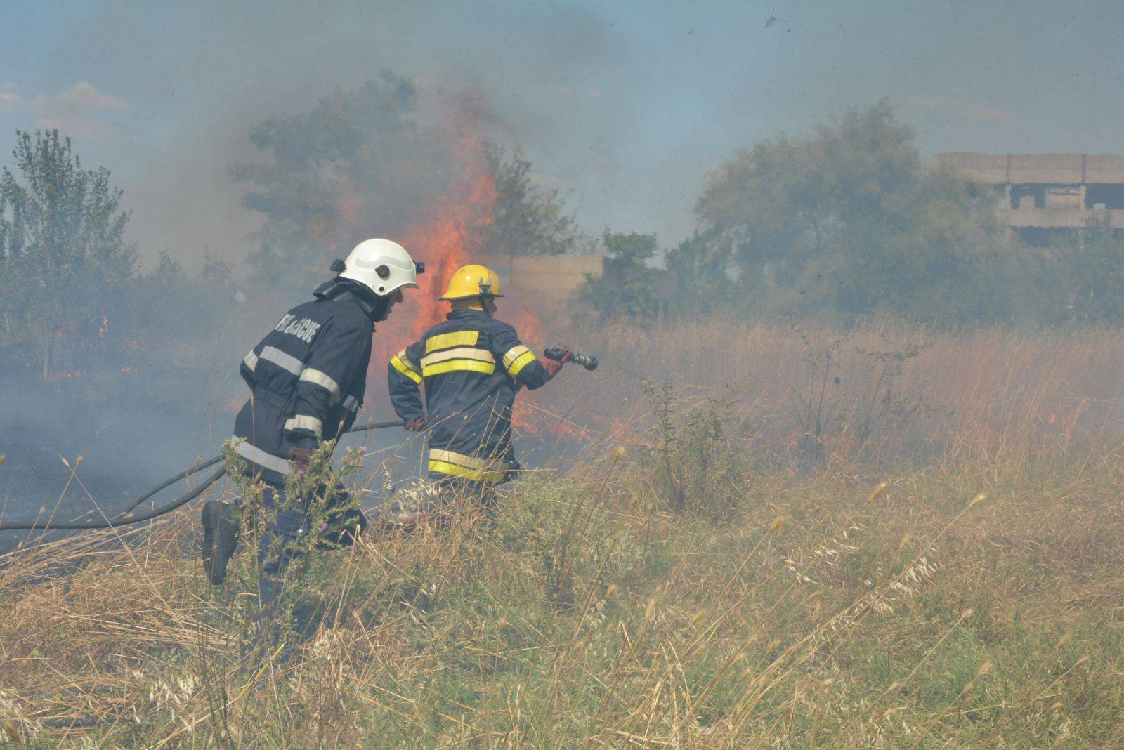  Пожар, пожарникари 